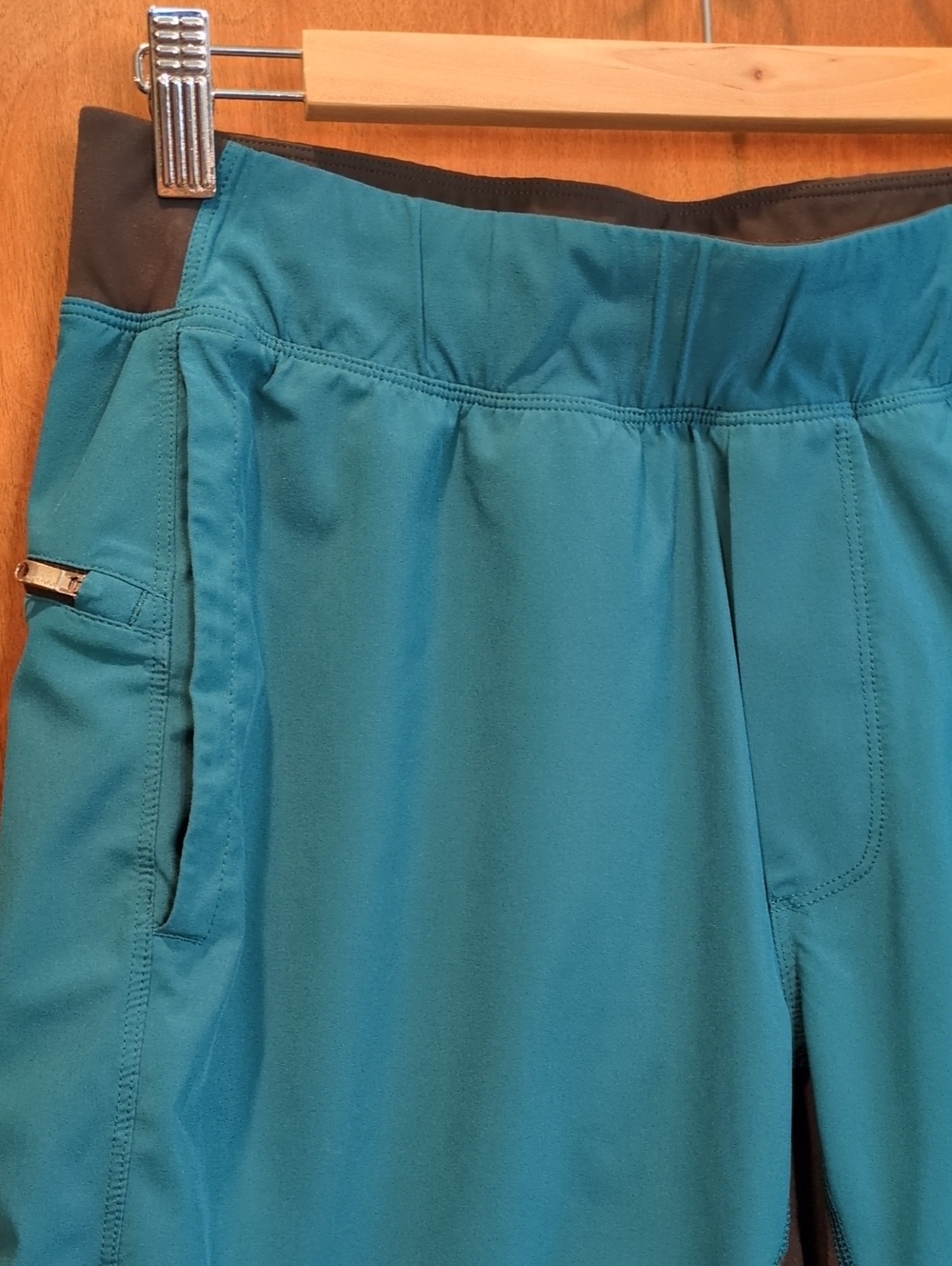 lululemon athletica Teal Athletic Short Size M - Picture 2 of 8